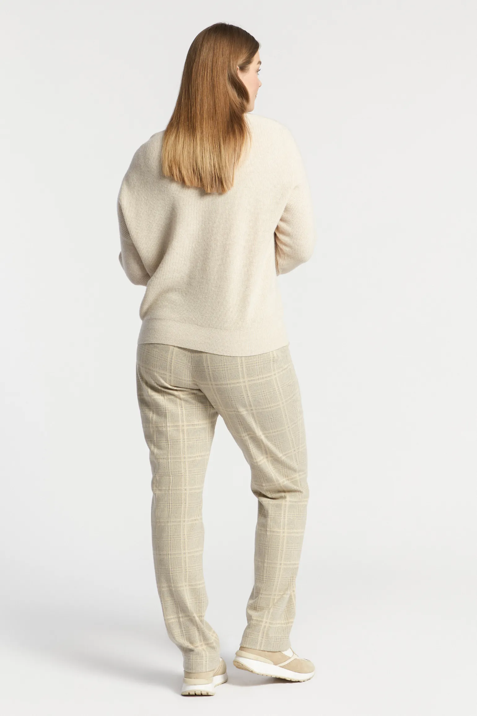 Asymmetrischer Pullover