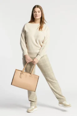 Asymmetrischer Pullover