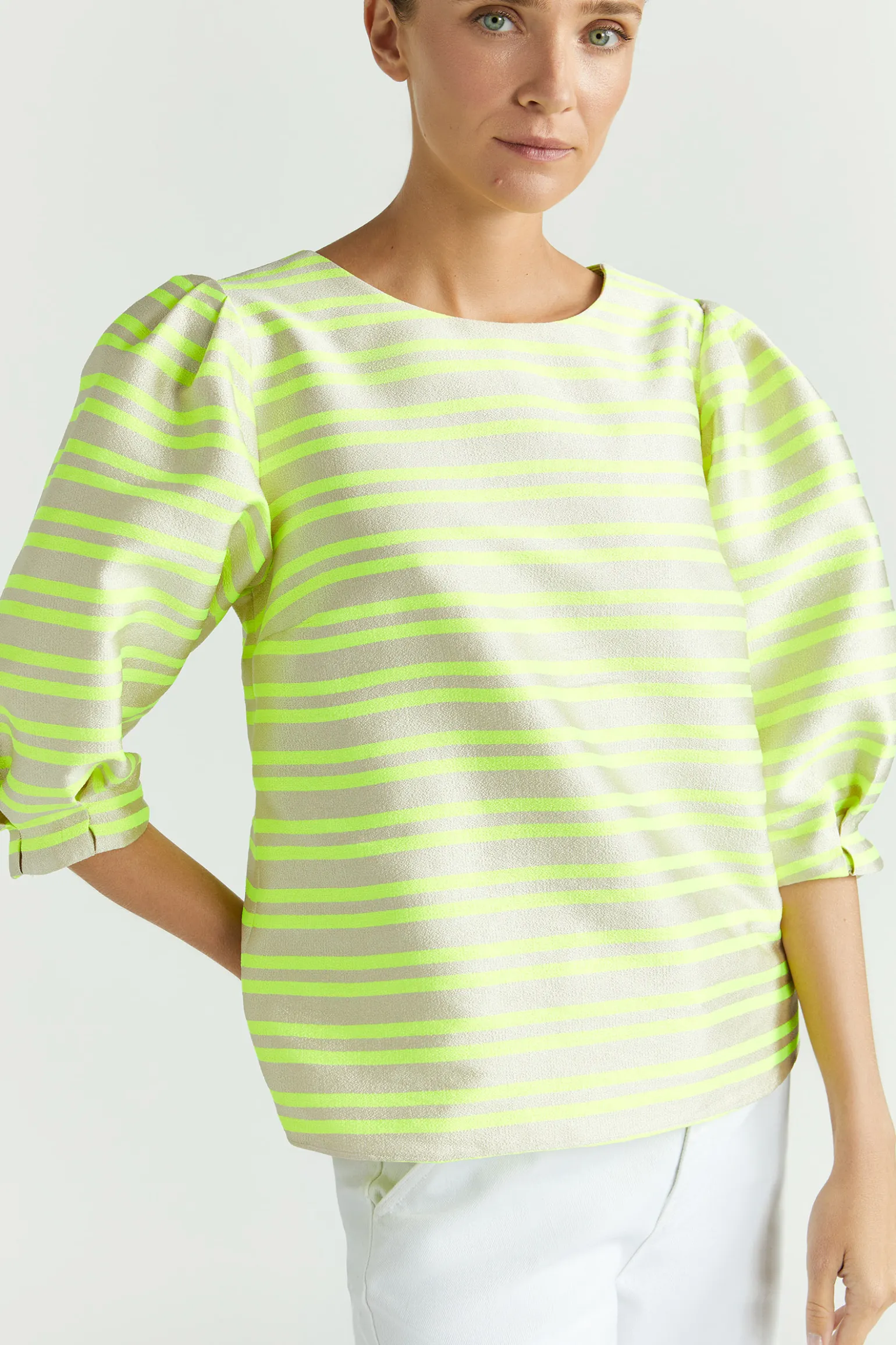Bluse aus Taft mit Ballonärmeln