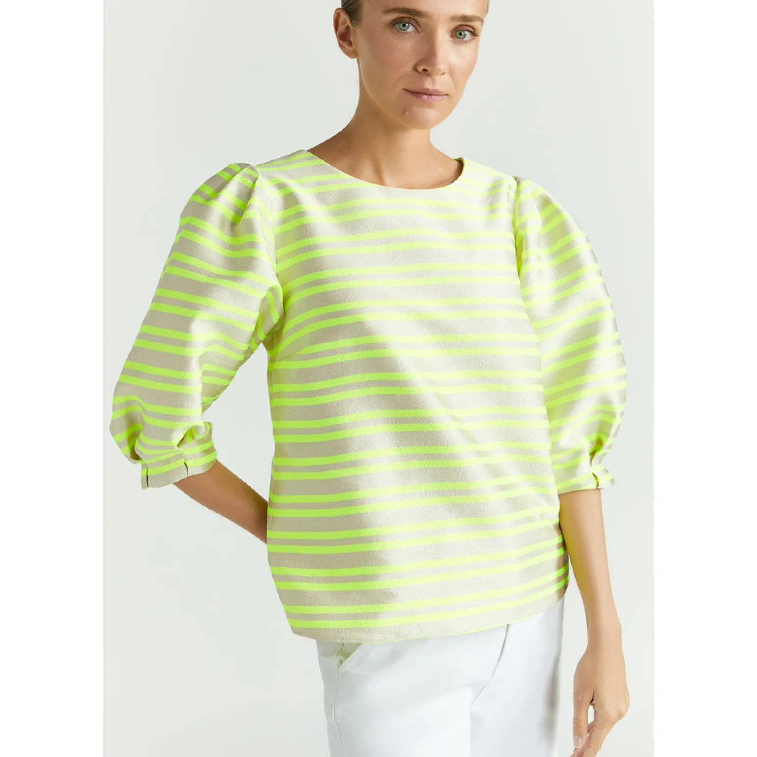 Bluse aus Taft mit Ballonärmeln
