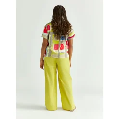 Farbenfrohe Bluse mit V-Ausschnitt
