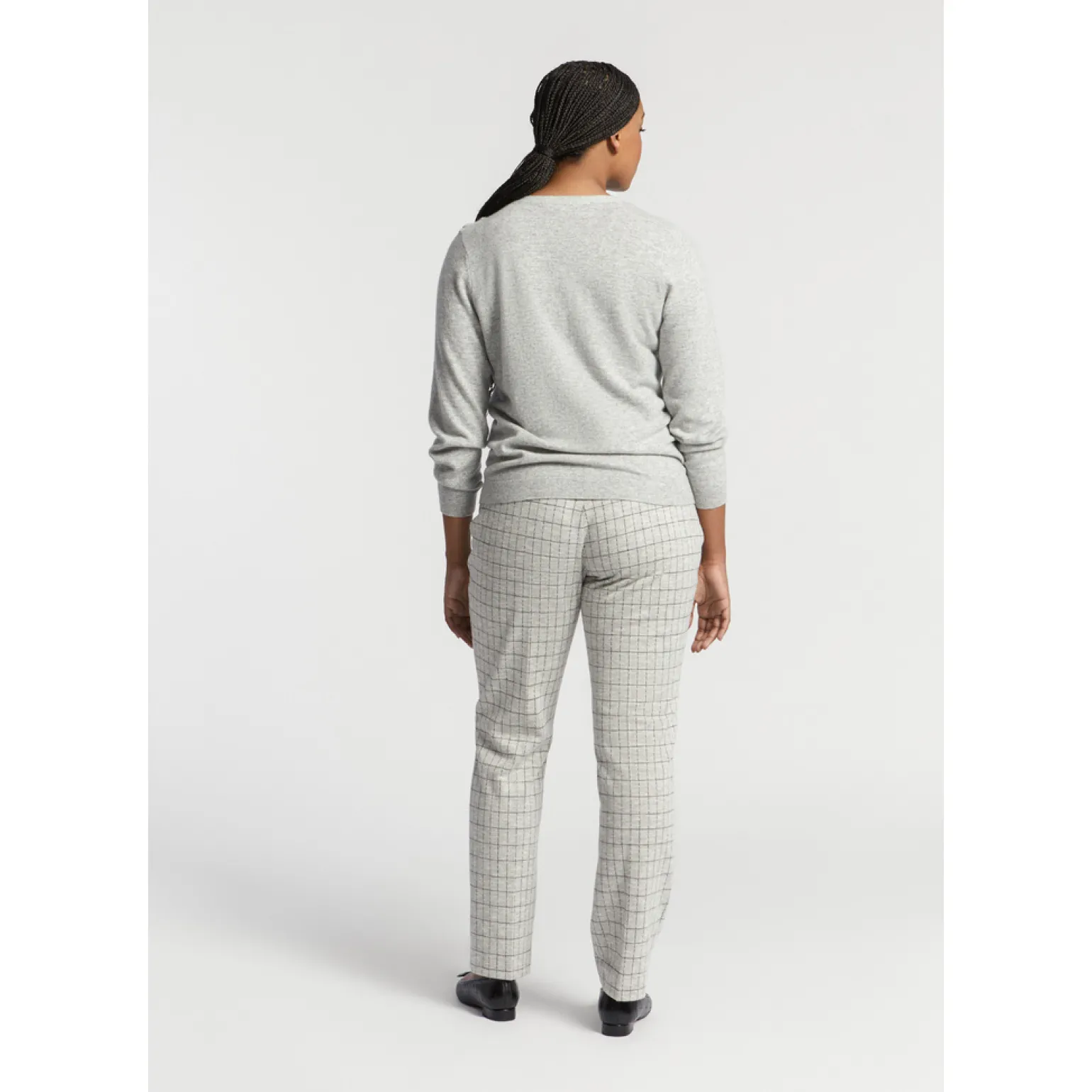 Feinstrickpullover mit V-Ausschnitt
