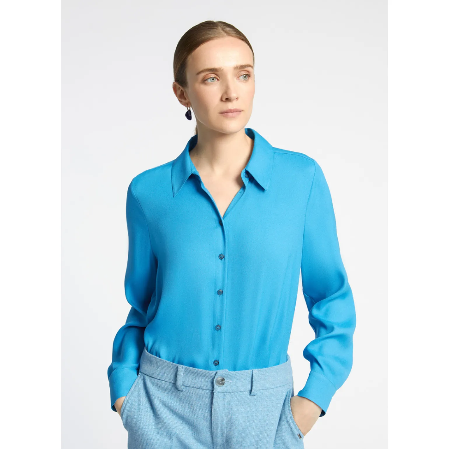 Formelle Bluse mit Hemdkragen