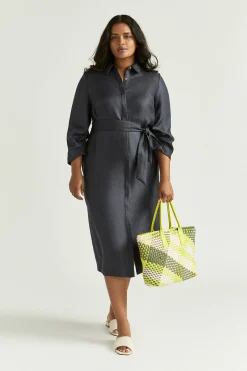 Glänzendes Blusenkleid