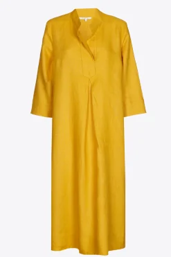 Halblanges Leinenkleid
