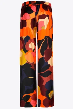 Hose mit Blumenmuster