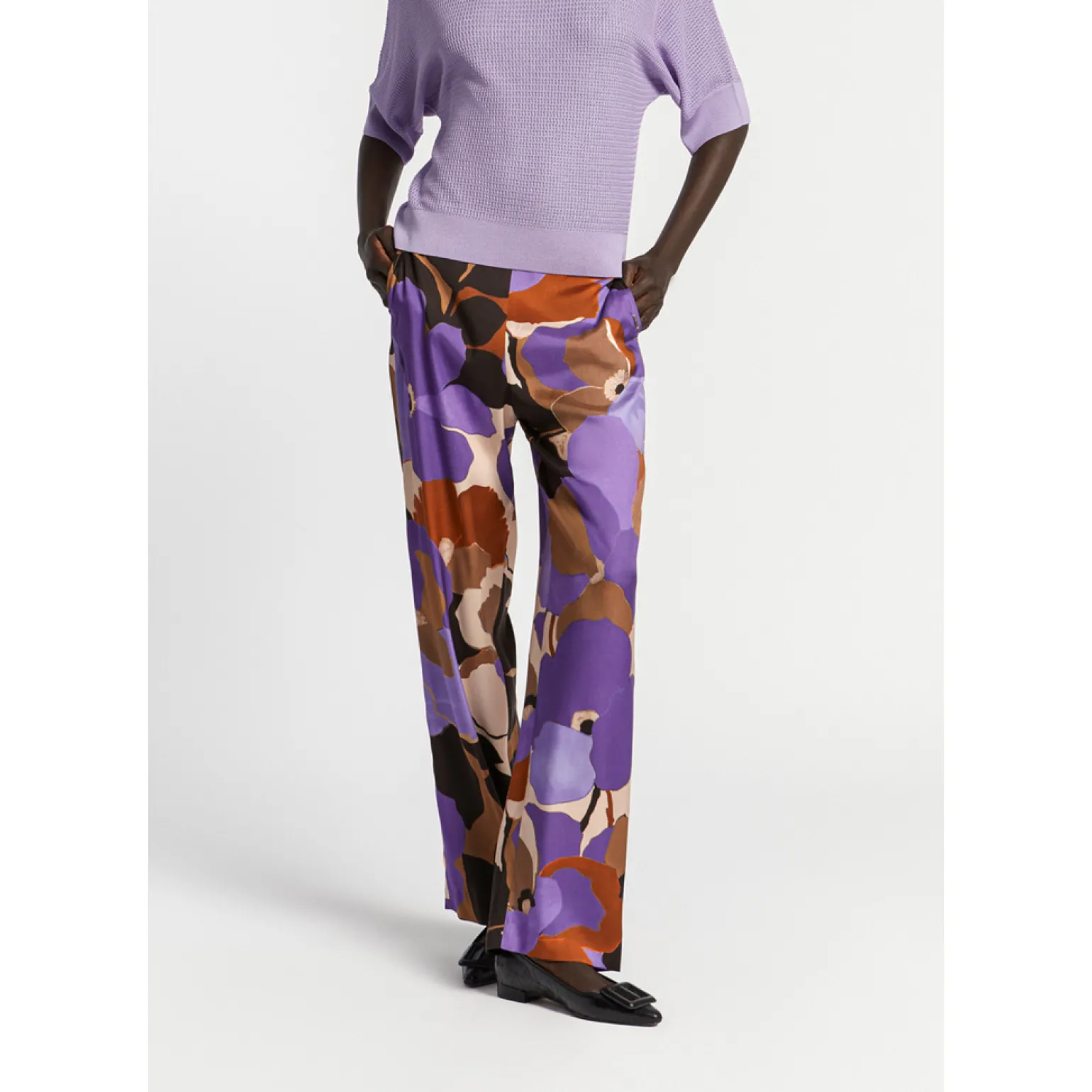 Hose mit Blumenmuster
