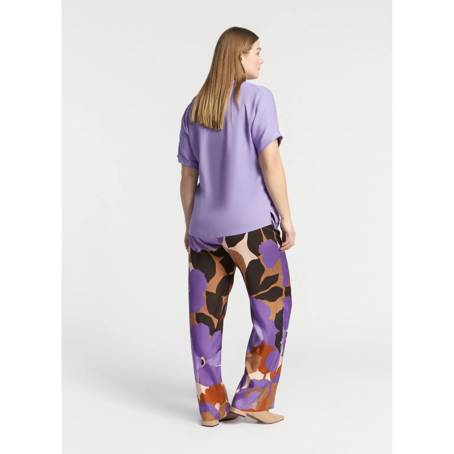 Hose mit Blumenmuster