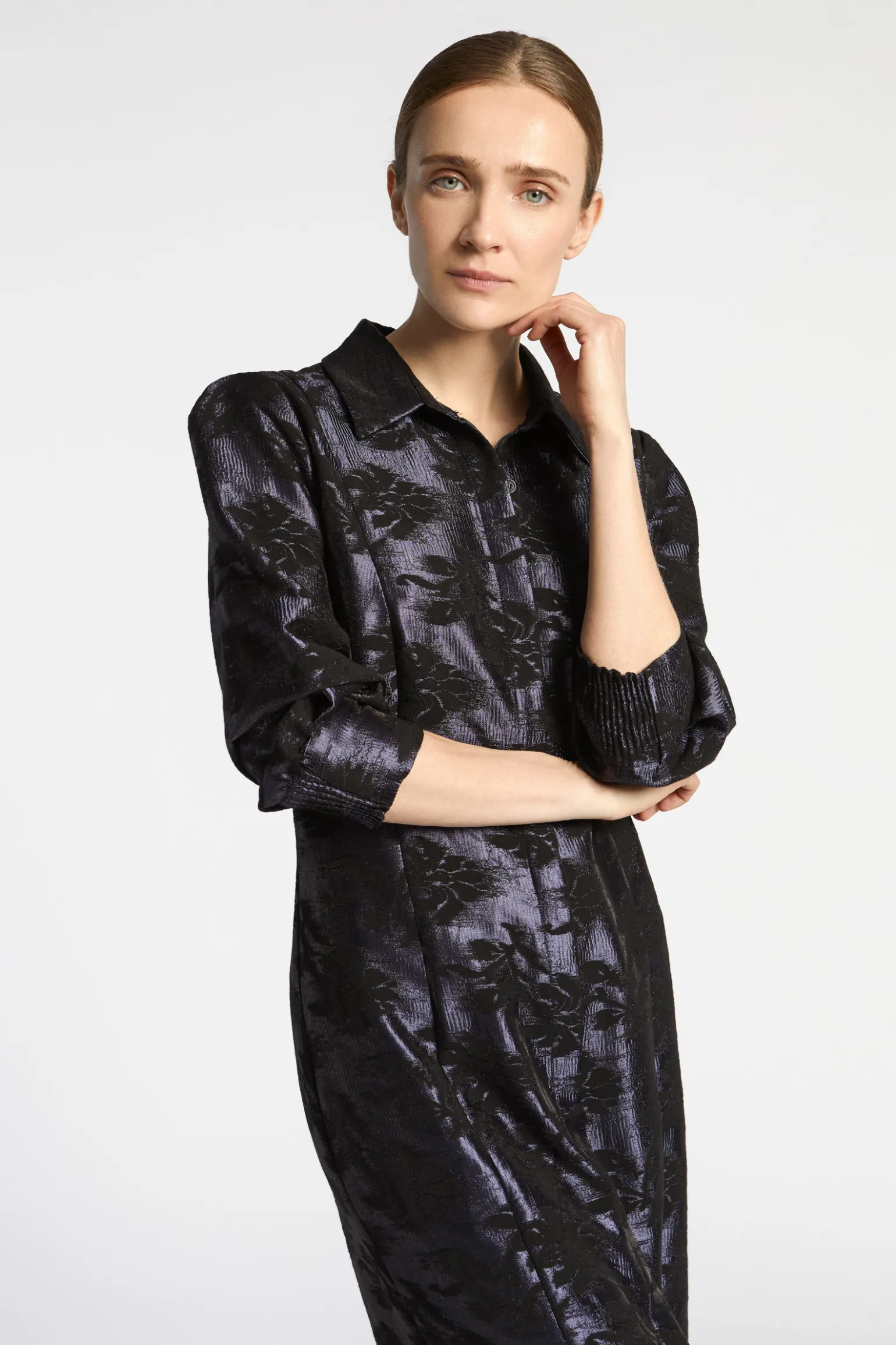 Jacquardkleid mit Blumenmuster