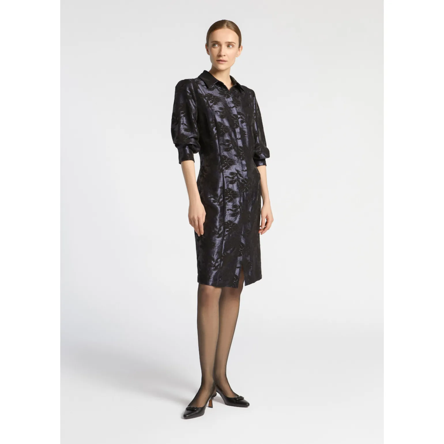 Jacquardkleid mit Blumenmuster