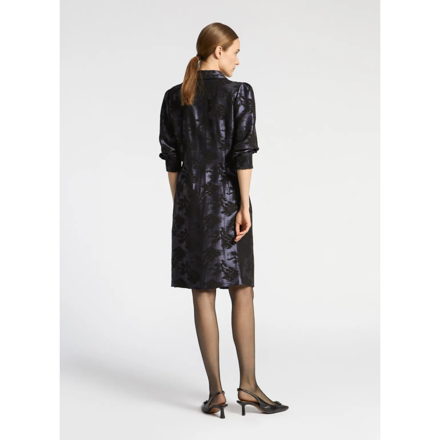 Jacquardkleid mit Blumenmuster