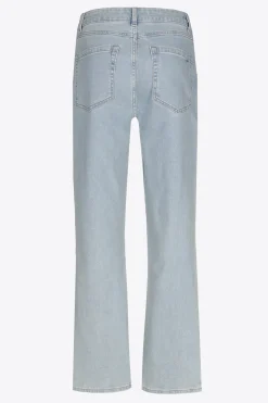Jeans mit schmalem Bein