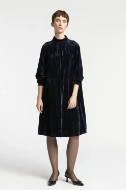Kleid aus Pannesamt