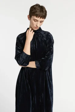 Kleid aus Pannesamt