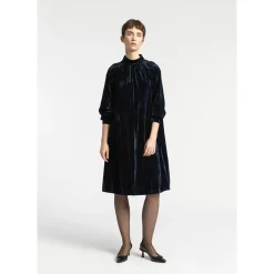 Kleid aus Pannesamt