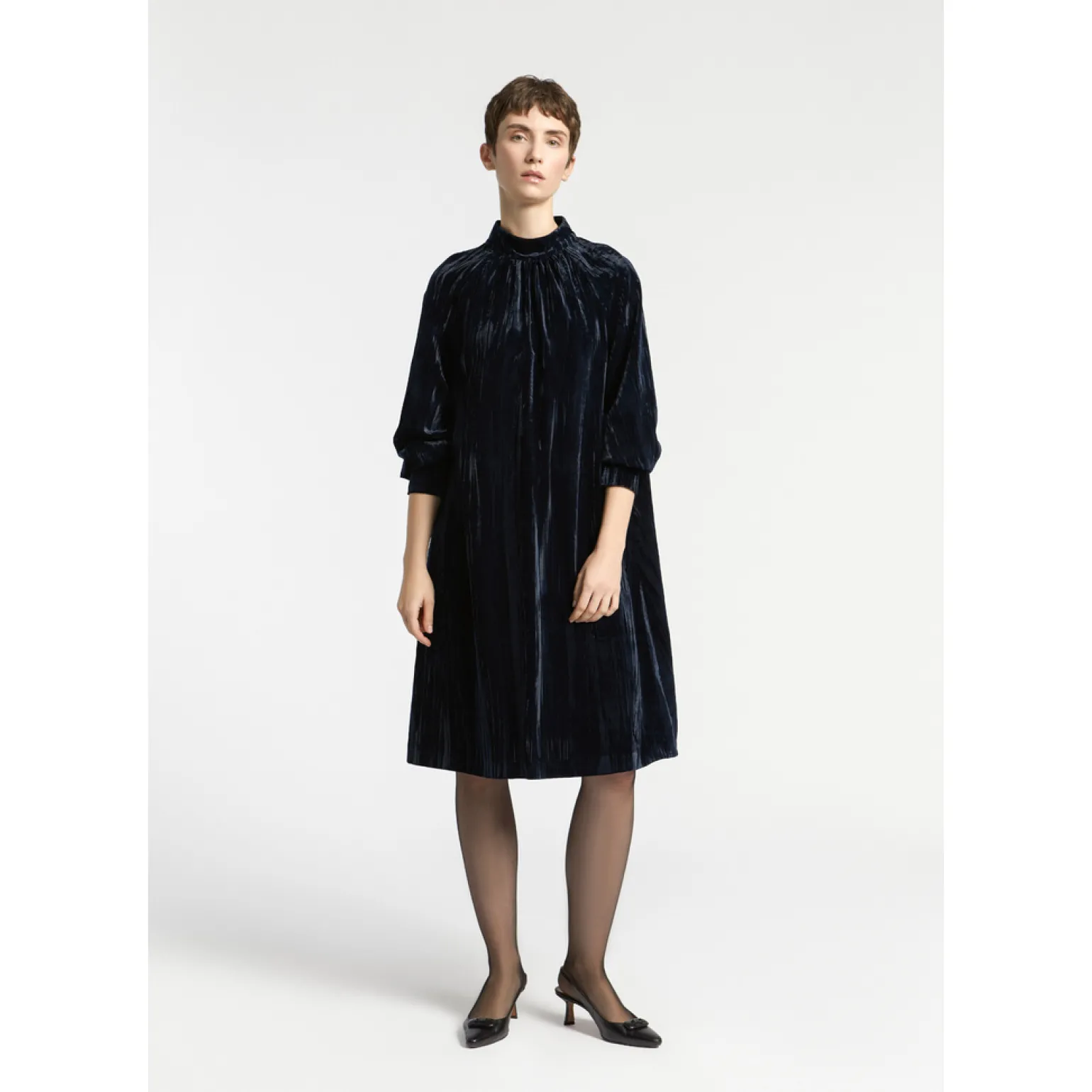 Kleid aus Pannesamt