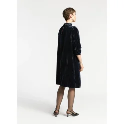 Kleid aus Pannesamt