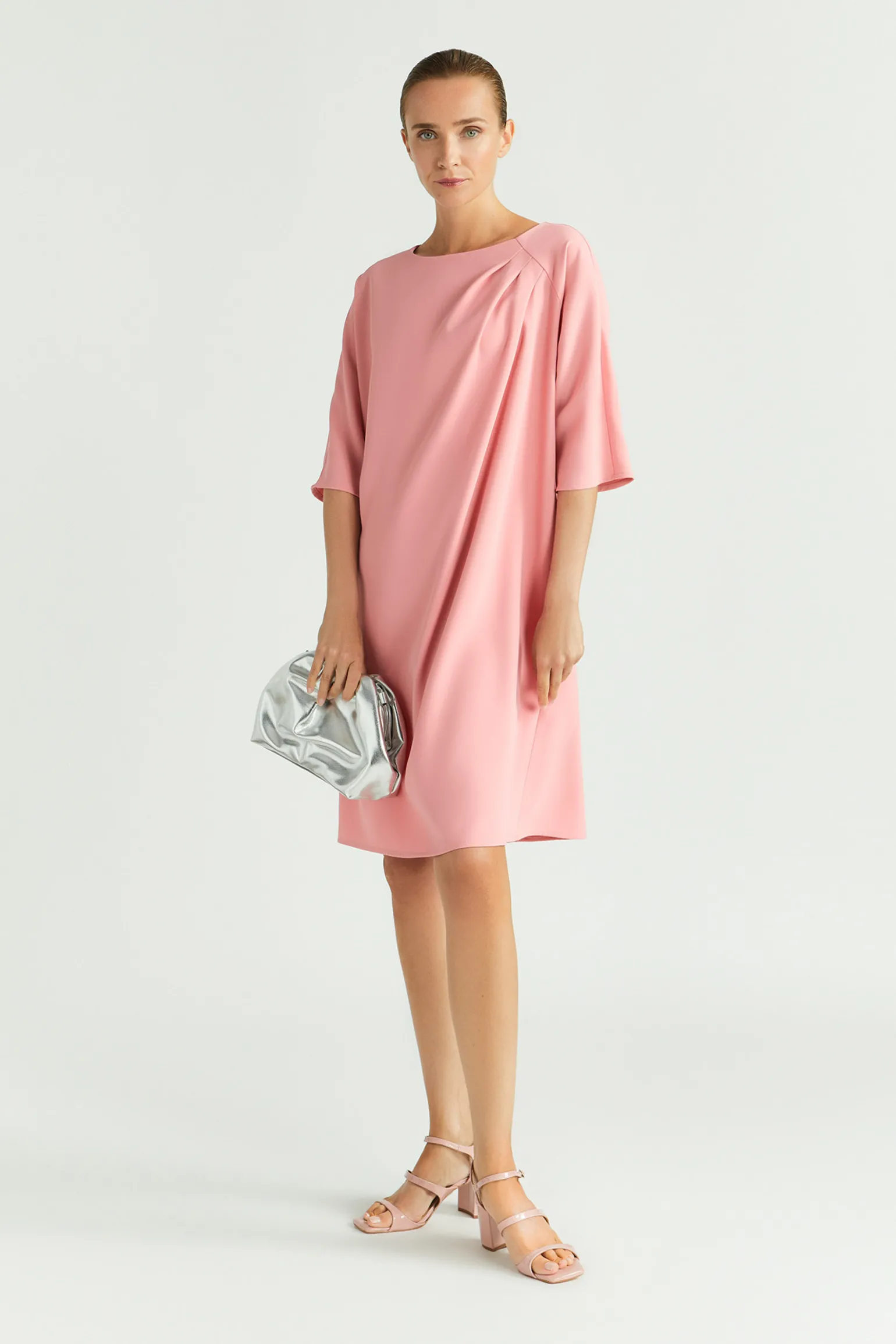 Kleid aus recyceltem Polyester