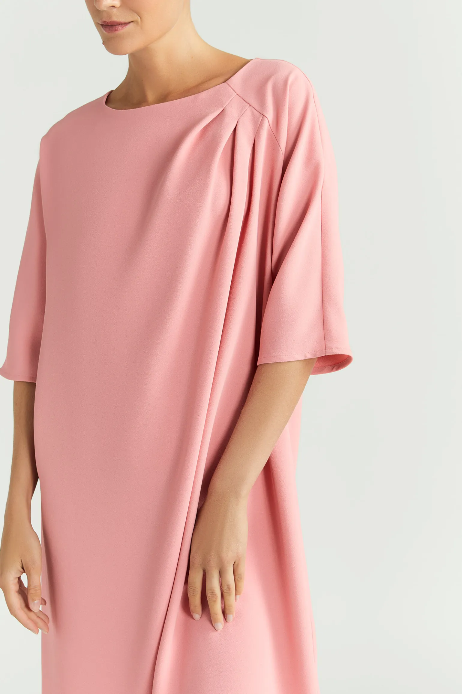Kleid aus recyceltem Polyester