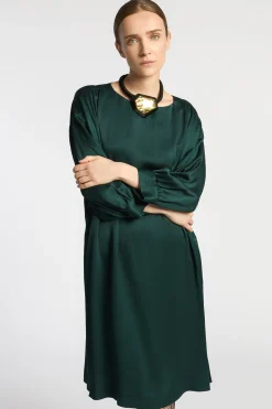Kleid mit gerafften Ärmeln