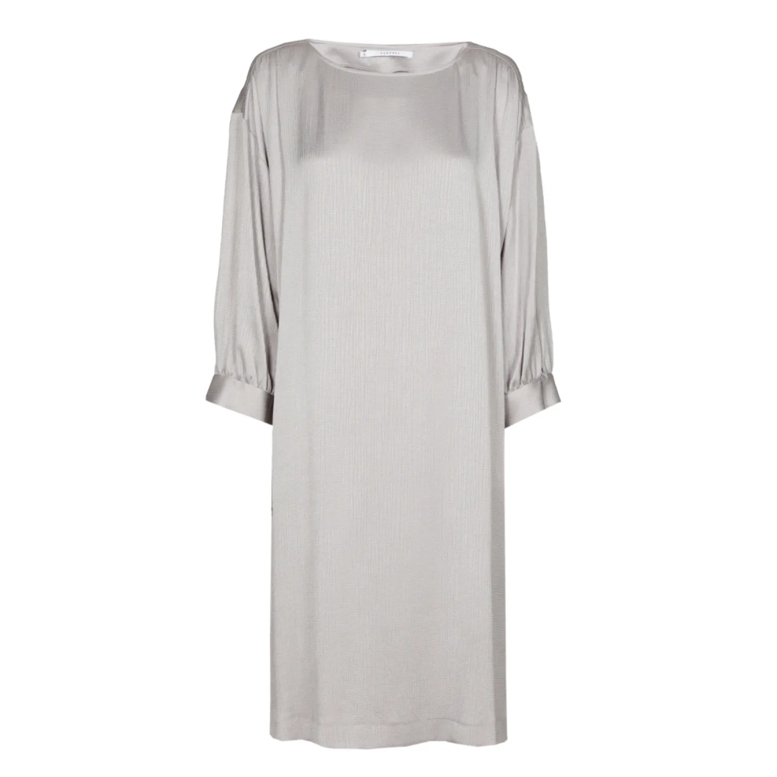 Kleid mit kurzen Ärmeln
