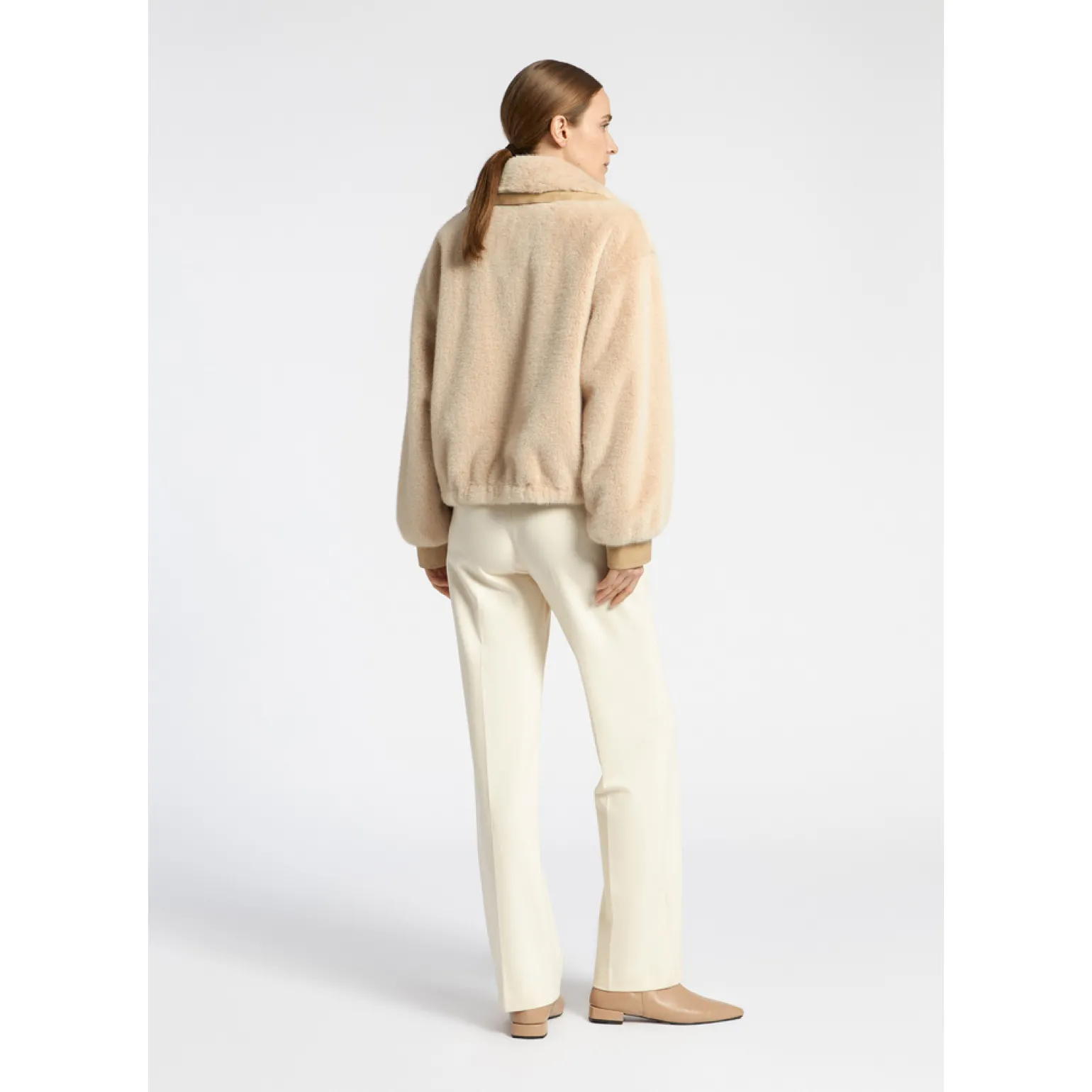 Kurze Teddyjacke