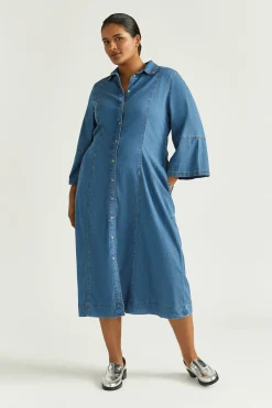 Langes Jeanskleid