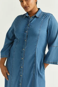 Langes Jeanskleid