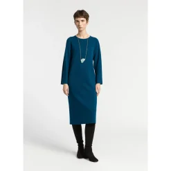 Langes Strickkleid