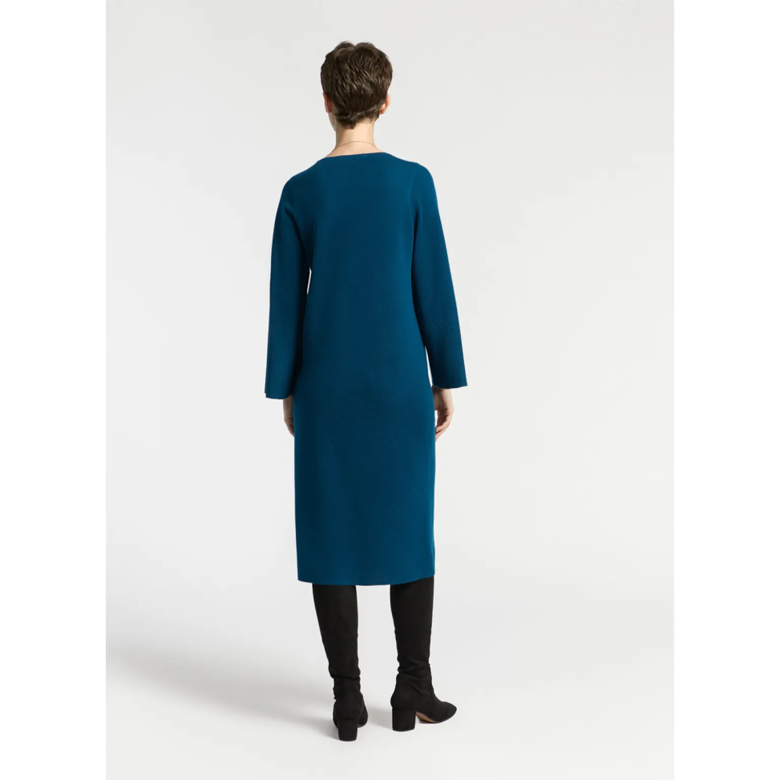 Langes Strickkleid
