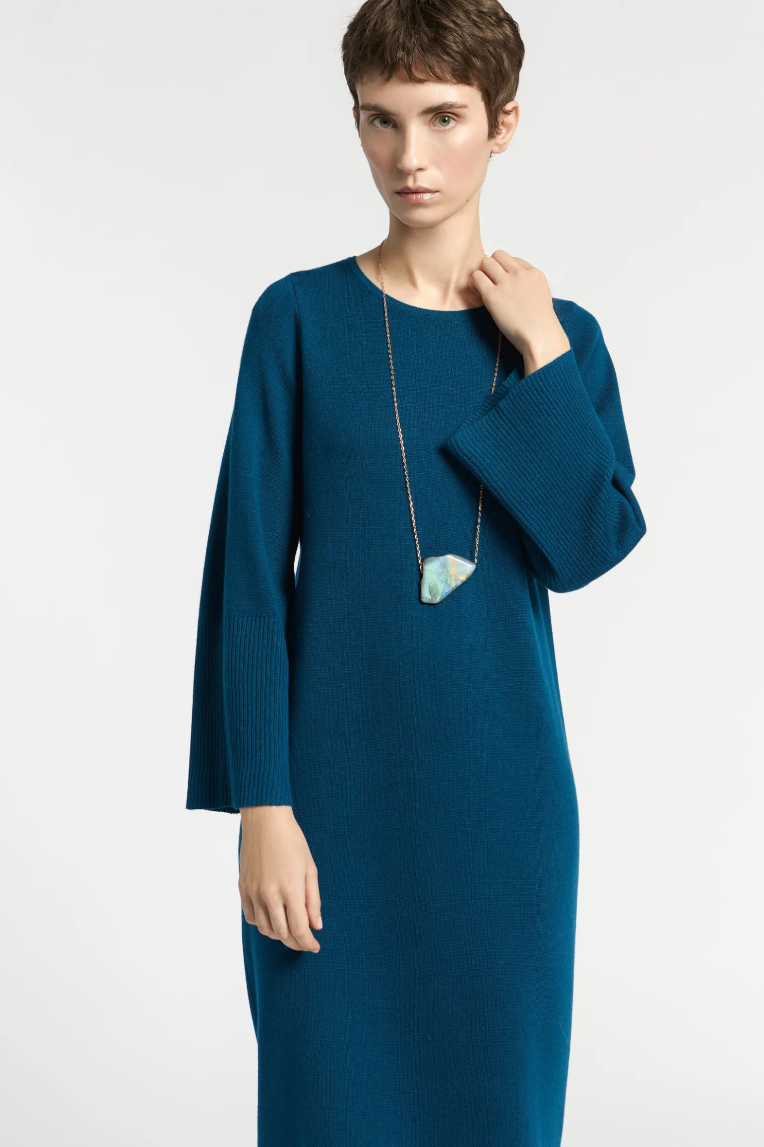 Langes Strickkleid