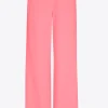 Locker fallende Hose mit weitem Bein