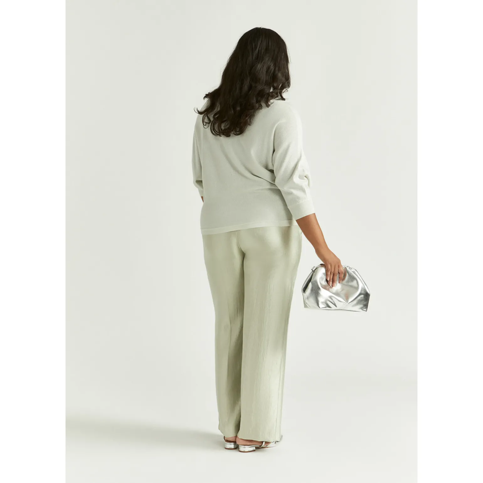 Locker fallender Lurexpullover