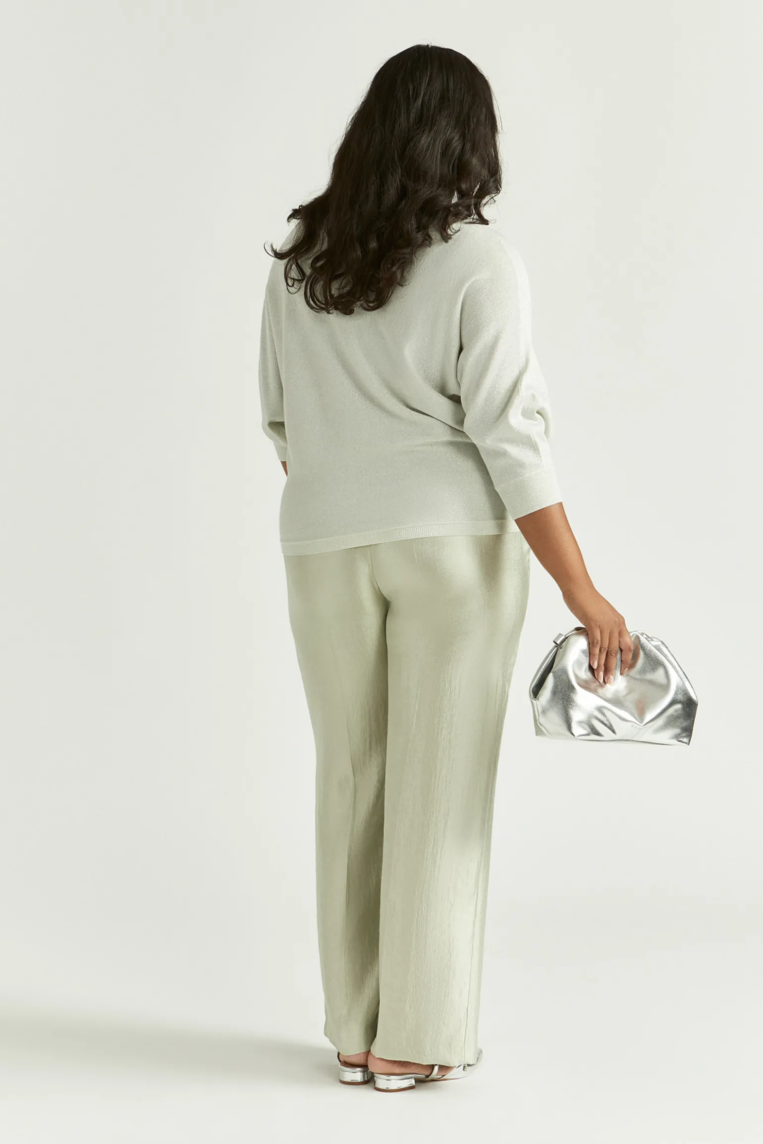 Locker fallender Lurexpullover