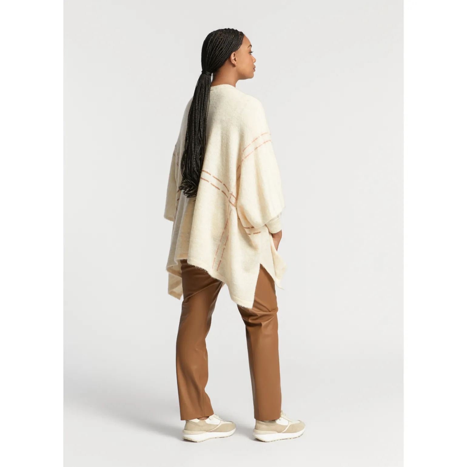 Luftiges Cape