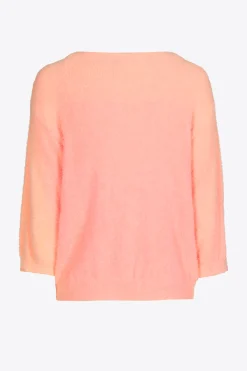 Pullover in leuchtender Farbe