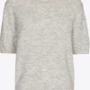 Pullover mit dezenten Pailletten