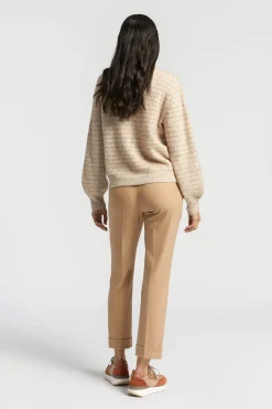 Pullover mit dezenten Pailletten