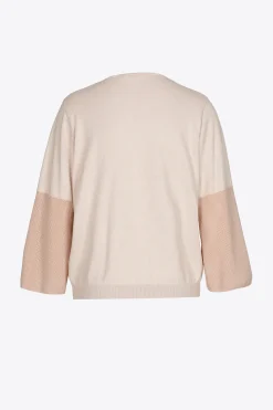 Pullover mit feinem Ajourmuster