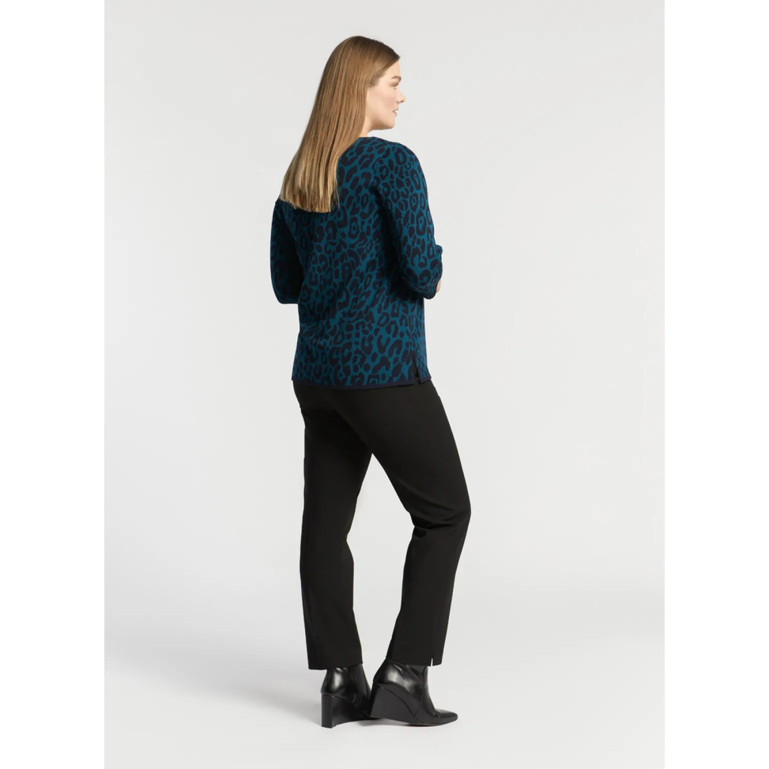 Pullover mit Leopardenmuster