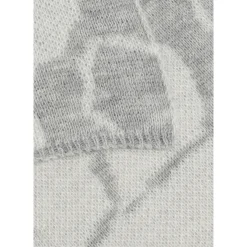 Schal mit Jacquard-Strick