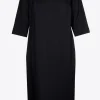 Schmales Kleid mit kurzen Ärmeln