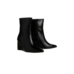 Stiefeletten mit Keilabsatz