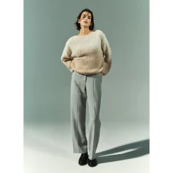 Stilvolle Hose mit weitem Bein