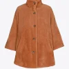 Weicher Poncho aus Teddystoff