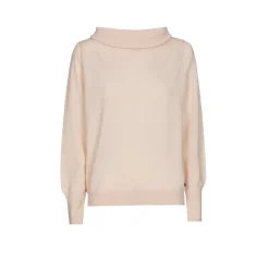 Wollpullover mit U-Boot-Ausschnitt