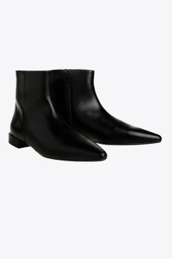 Zeitlose Stiefeletten